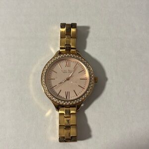 Caravelle new york watch